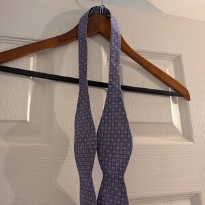 The Tie Bar Blue Patterned Bow Tie